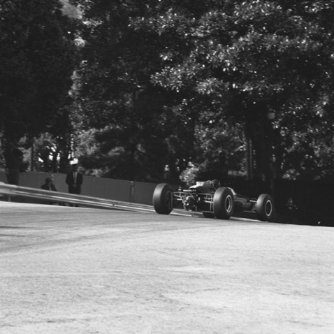 A Monaco... A Monaco...